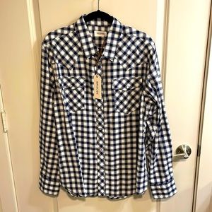 Tecovas Blue Pearl Snap Size Large; Brand New